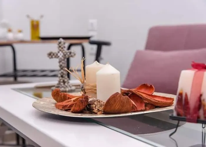 Eliora Studio & Aelia Apartment